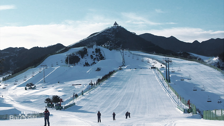 南山滑雪场景点介绍.租车价格.指南.攻略